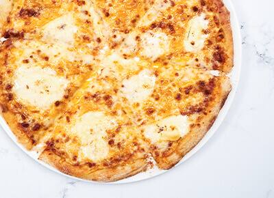 Pizza Four Cheese €5,99